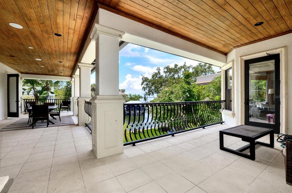 DAVIS ISLANDS PB10 PG52 TO 57 - Residential