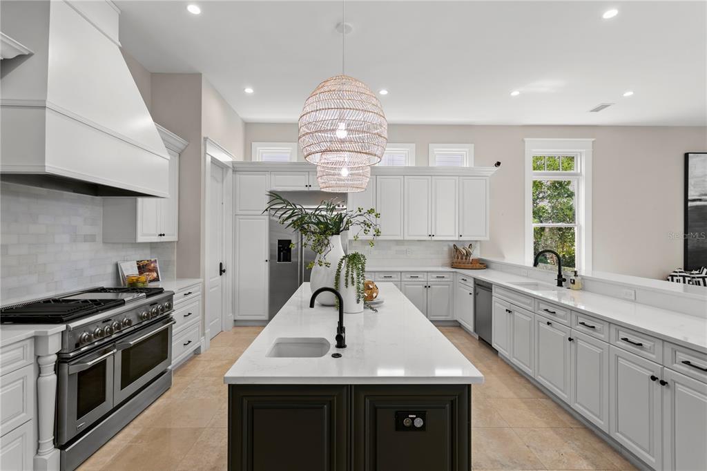 DAVIS ISLANDS PB10 PG52 TO 57 - Residential