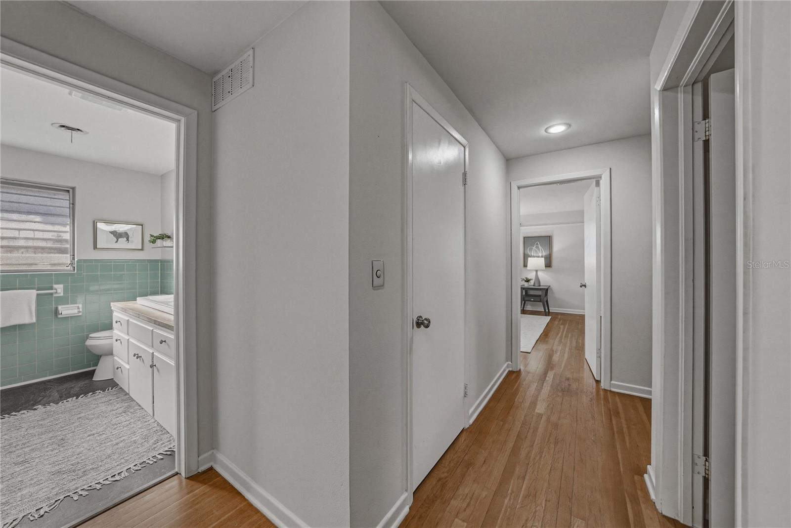 LAUREL HILL - Residential