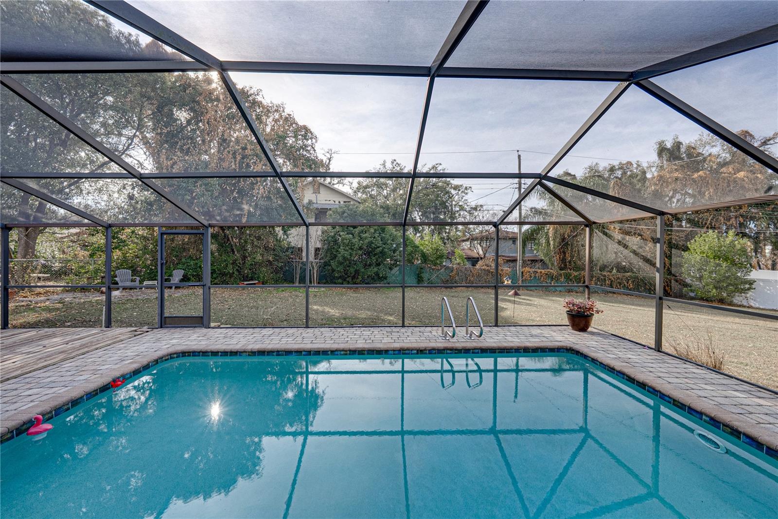 LAUREL HILL - Residential