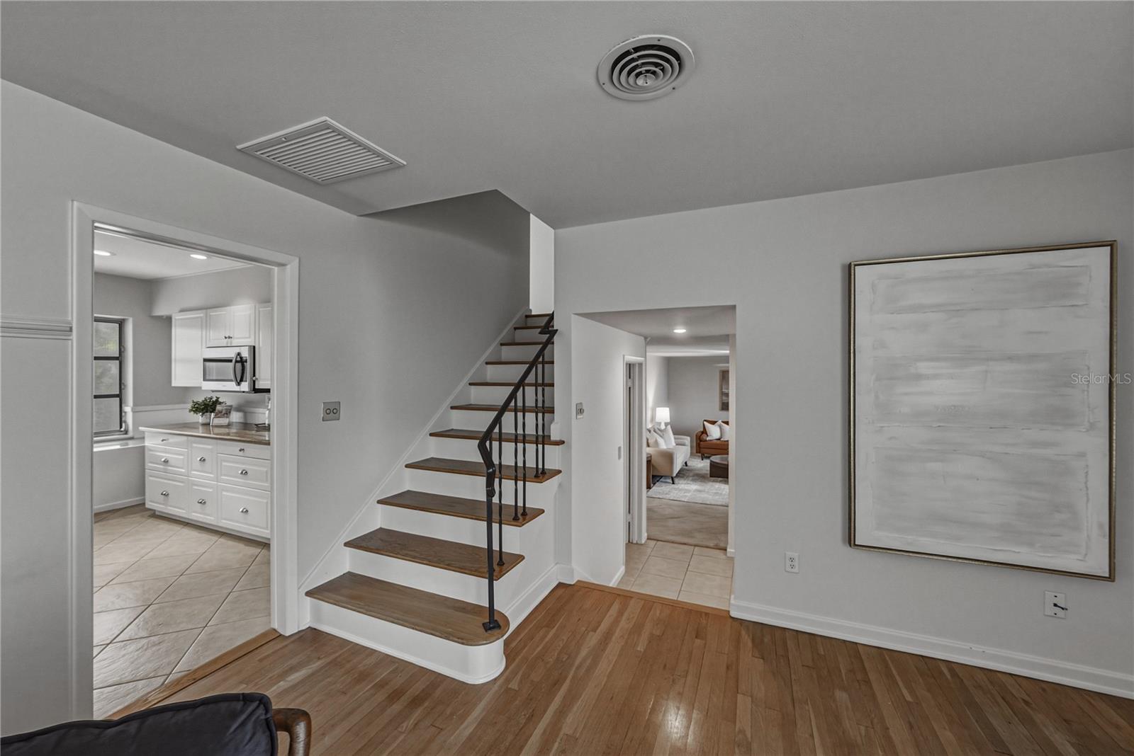 LAUREL HILL - Residential