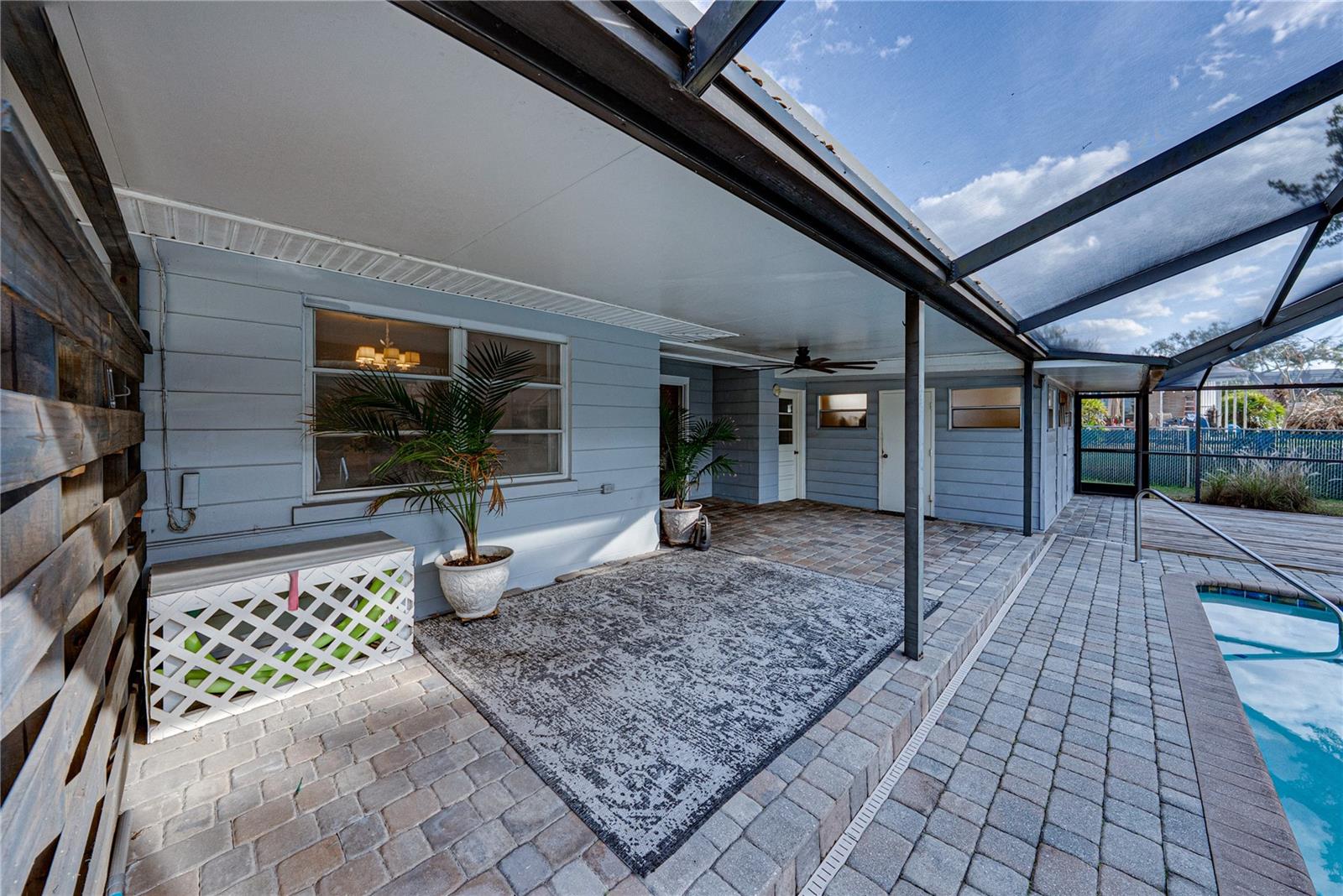 LAUREL HILL - Residential