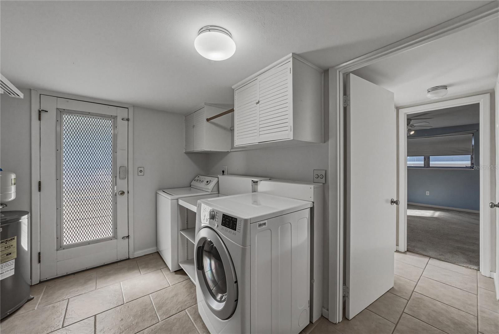 LAUREL HILL - Residential