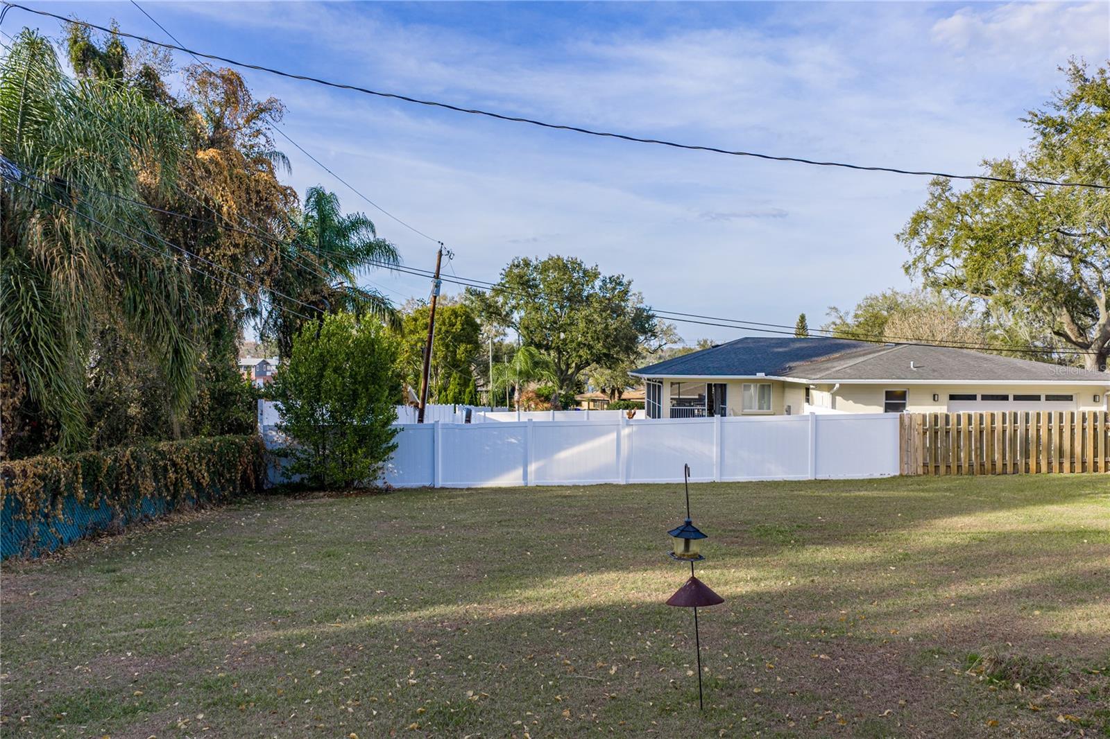 LAUREL HILL - Residential