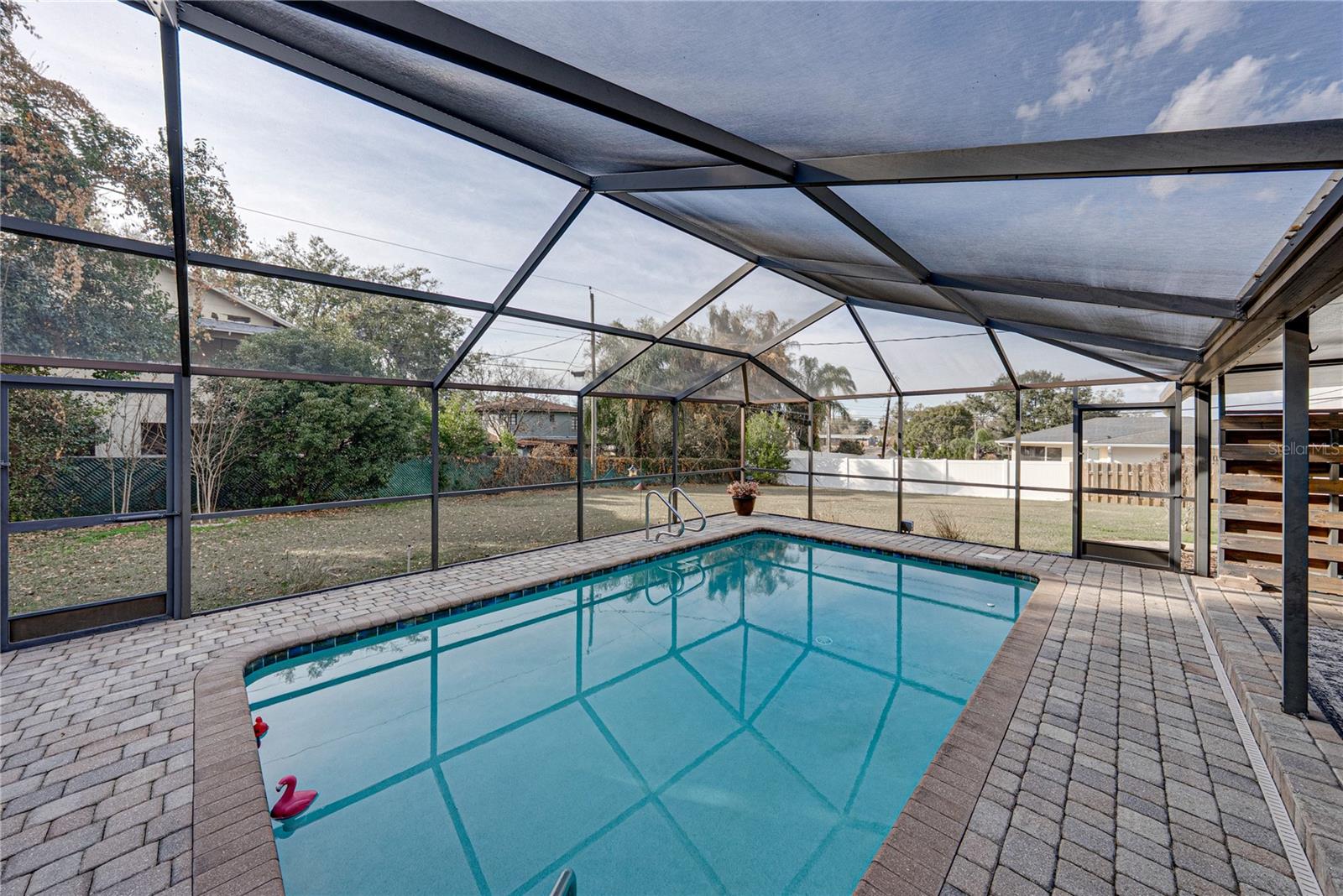 LAUREL HILL - Residential