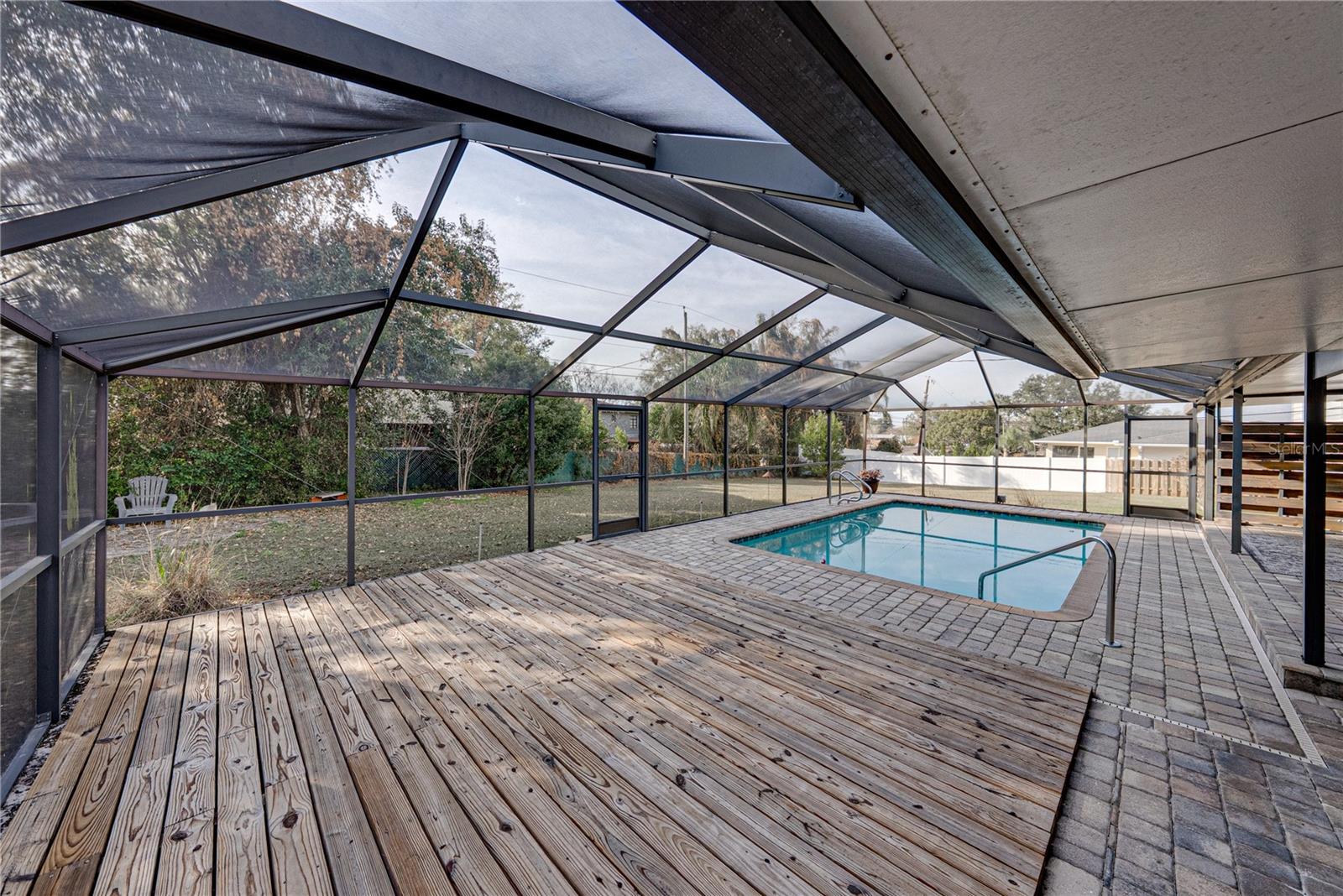 LAUREL HILL - Residential