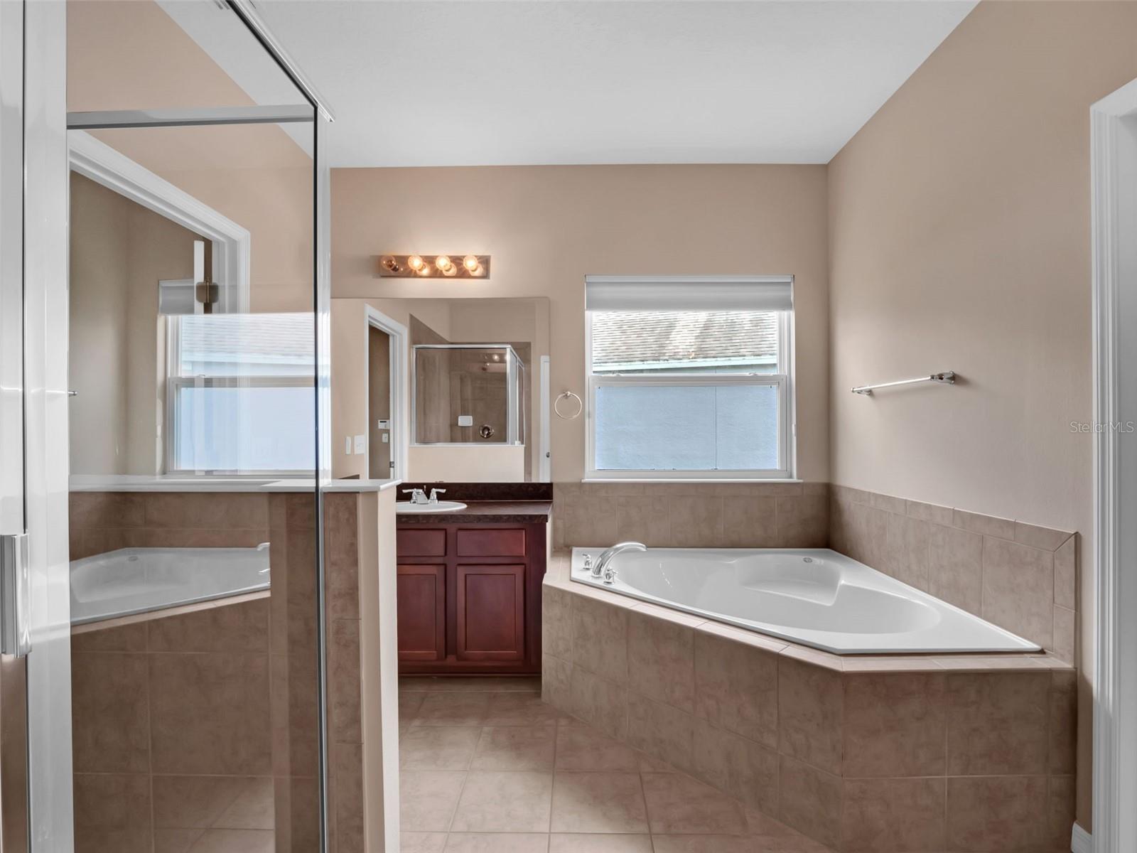 BELLE MEADE PH 02 H - Residential