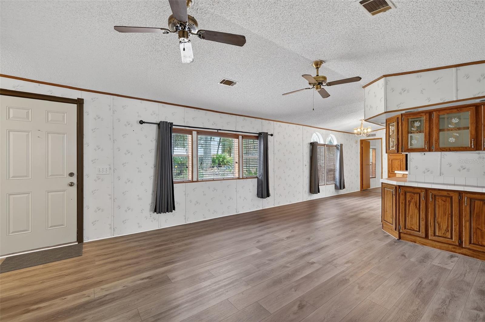 FLA FRUITLAND PARK TROP HOMESITES - Residential