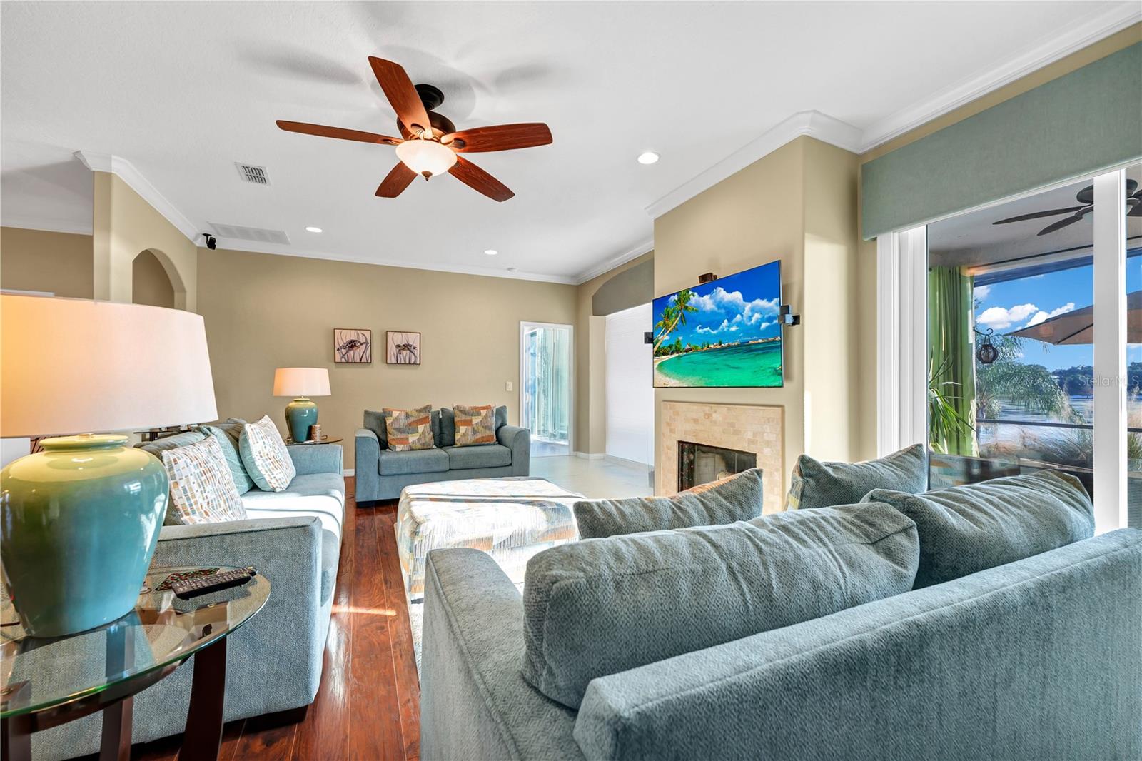 POINTE EVA - Residential