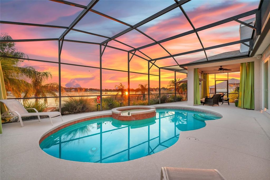 Photo of 911 Shawna Shores, Haines City, FL 33844 (MLS # O6377178)