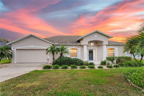 Photo of 911 Shawna Shores, Haines City, FL 33844 (MLS # O6377178)