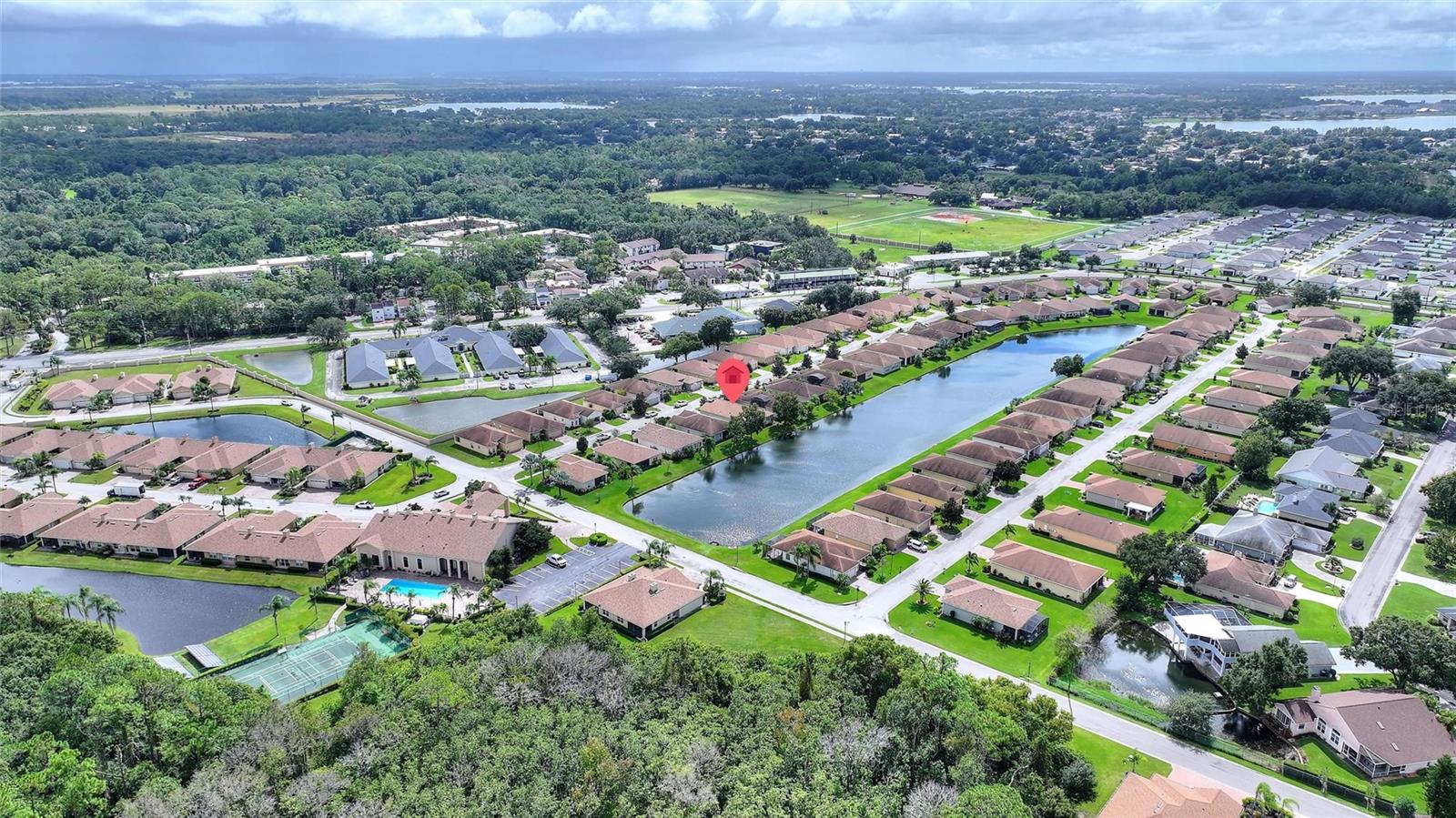 VIENNA SQUARE PH I - Residential