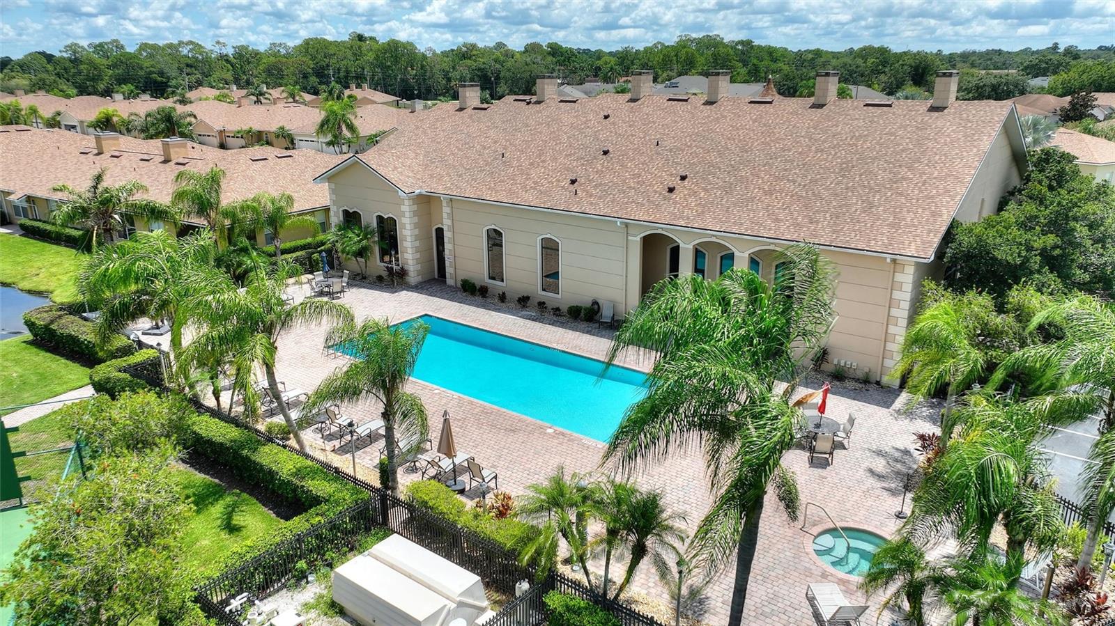 VIENNA SQUARE PH I - Residential