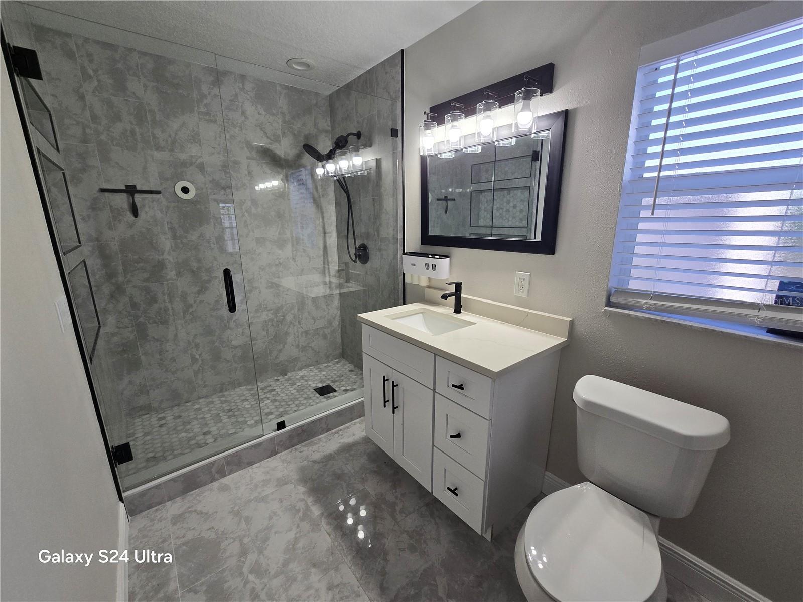 KENNETH CITY - Residential Lease