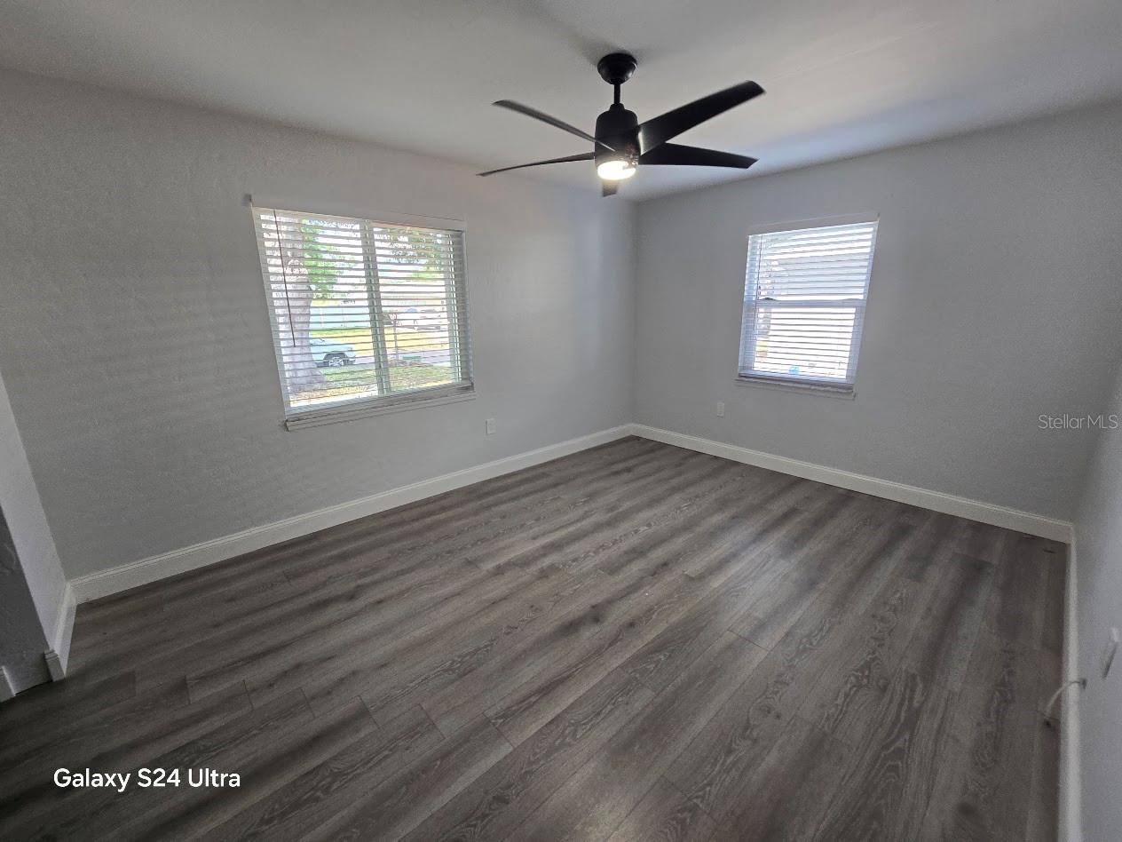 KENNETH CITY - Residential Lease