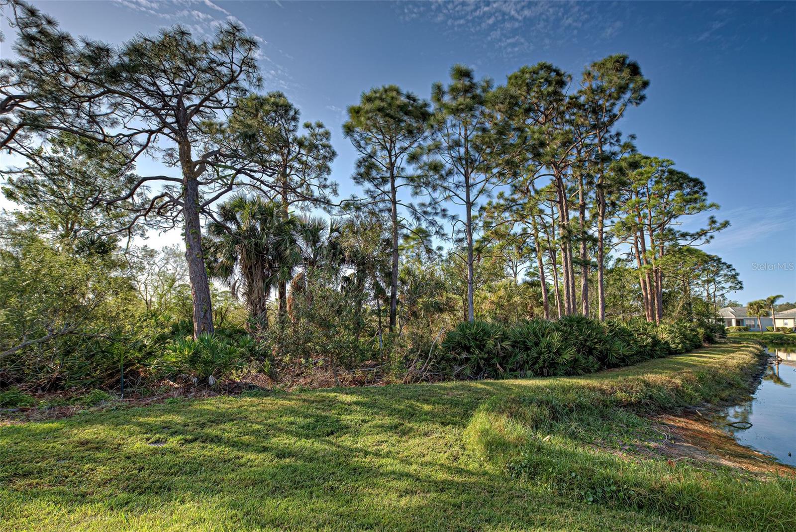 BUCKINGHAM MEADOWS 02 ST ANDREWS EAST PH 01 - Residential