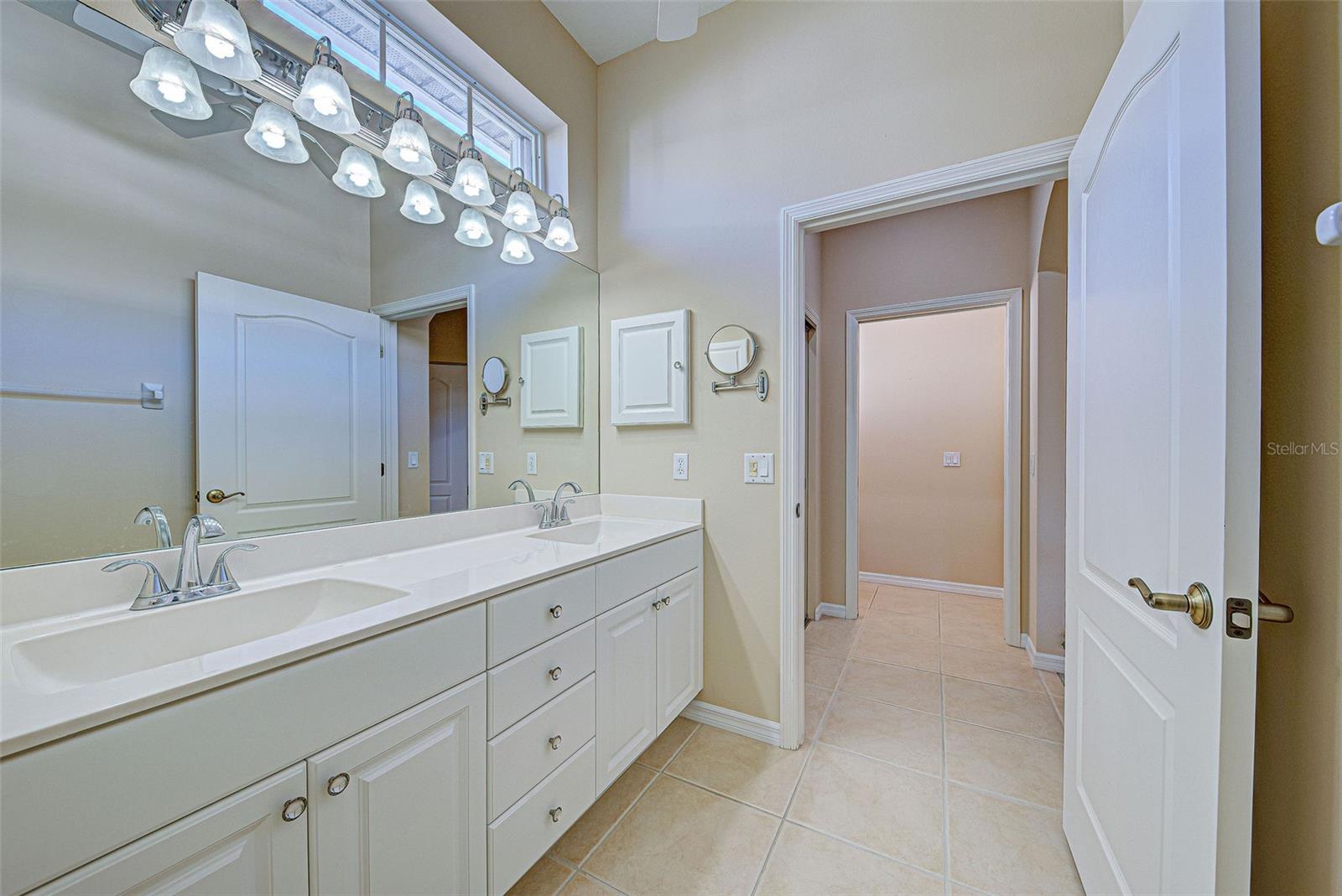 BUCKINGHAM MEADOWS 02 ST ANDREWS EAST PH 01 - Residential