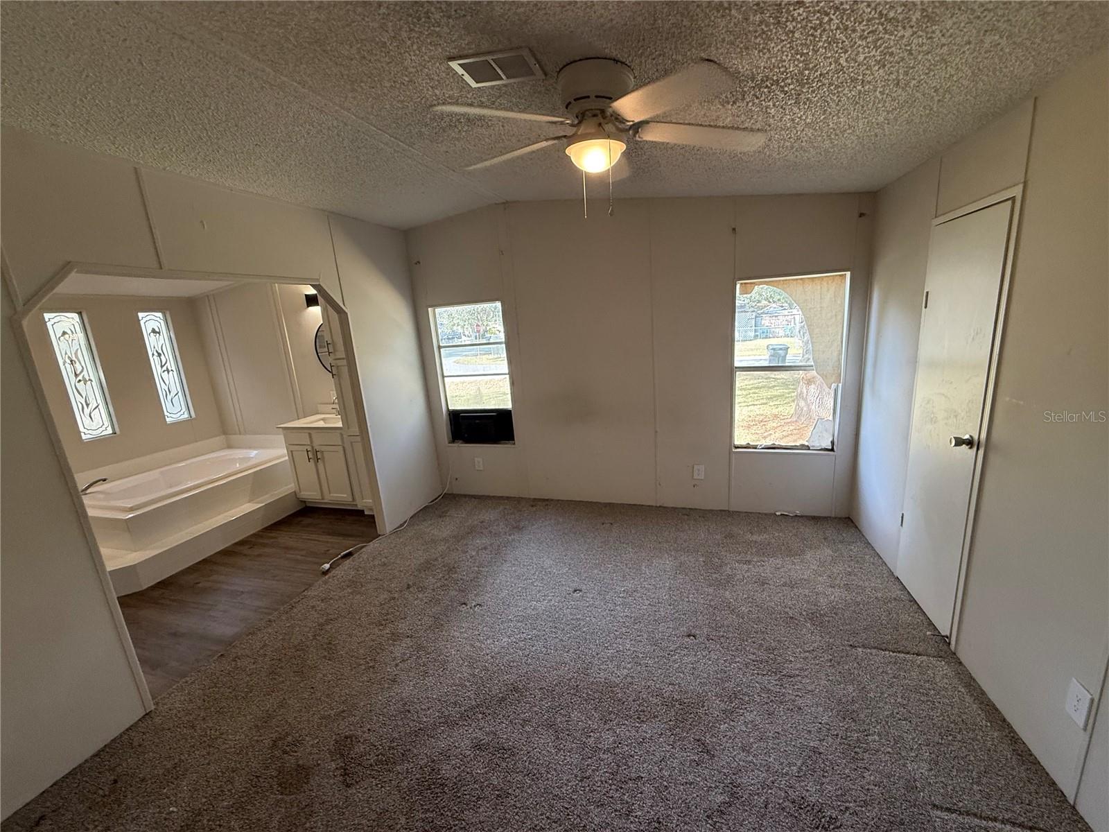 ROLLINGLEN PH 04 - Residential