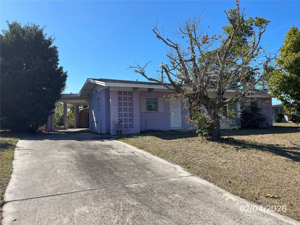 Photo of 1708 Cambridge Drive, Venice, FL 34293 (MLS # A4683493)
