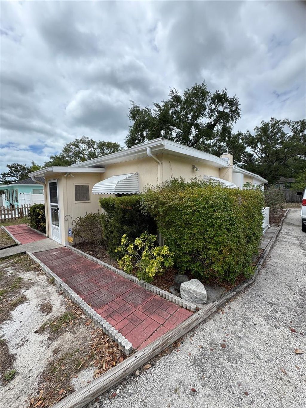 Photo of 542 Roanoke Street, Dunedin, FL 34698 (MLS # W7884709)