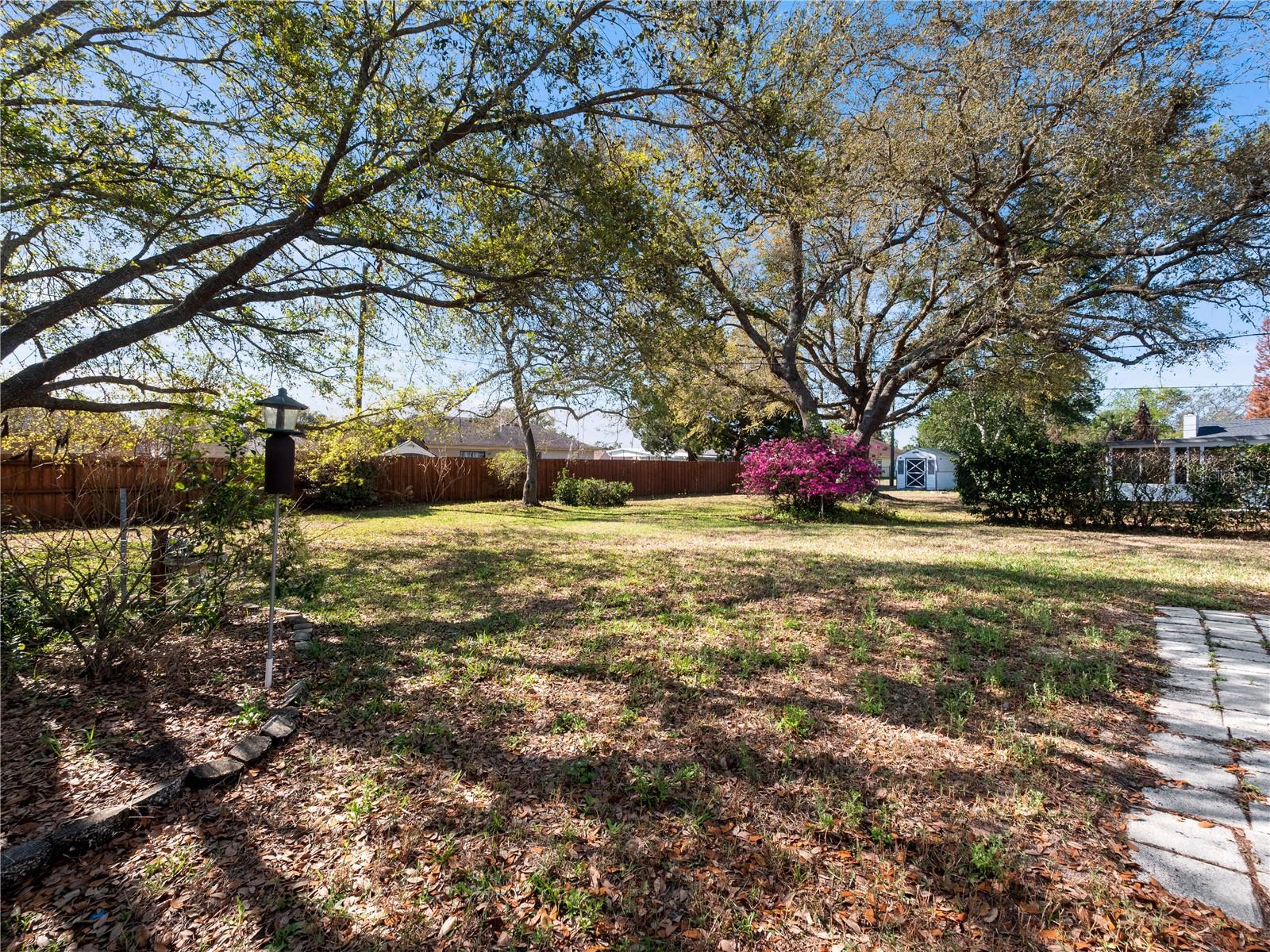 DELTONA LAKES UNIT 07 - Residential