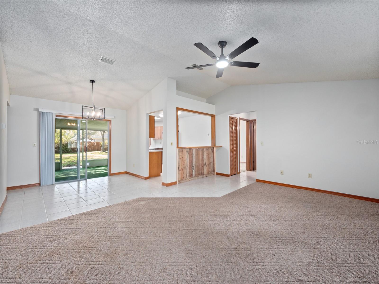 DELTONA LAKES UNIT 07 - Residential