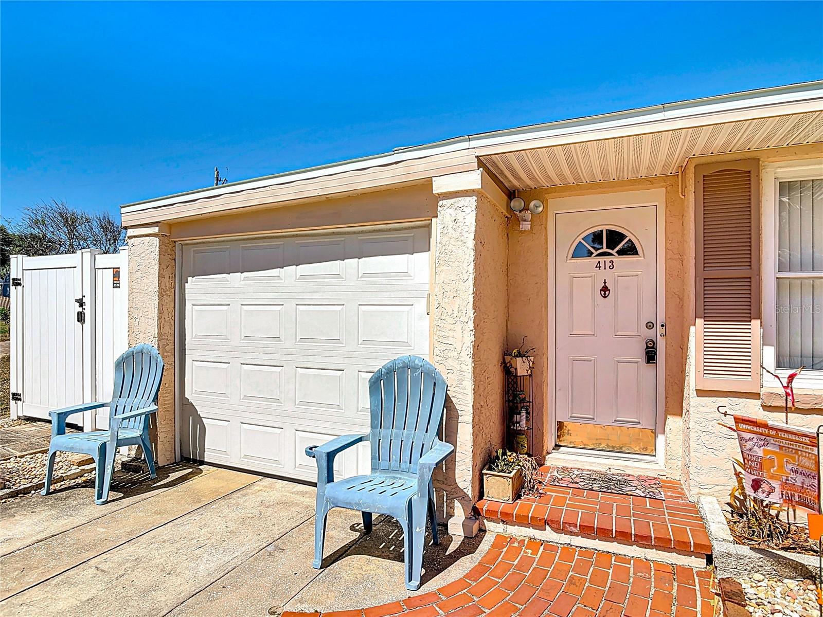 413 FRANCES TERRACE