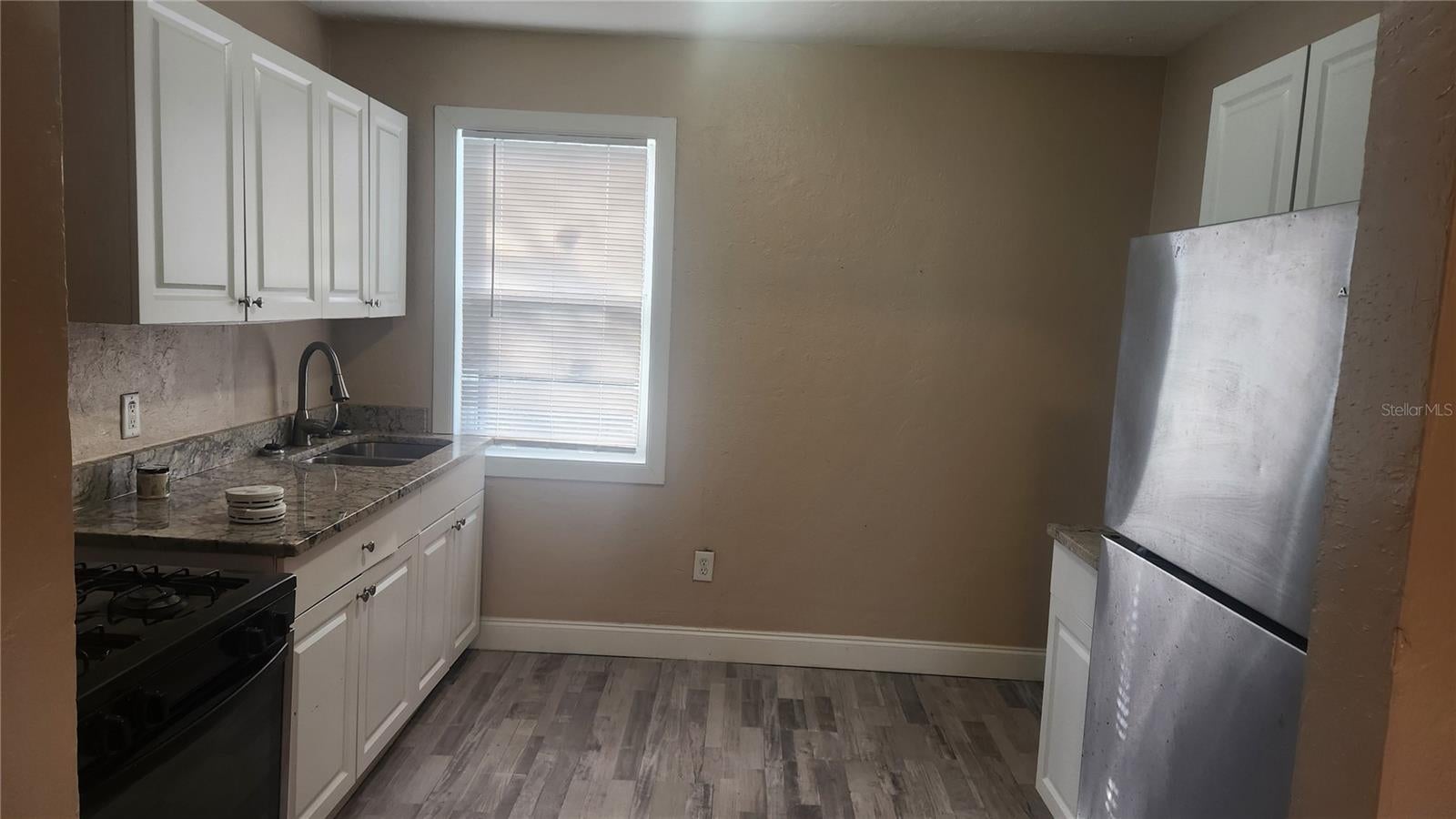 205 SHADY PLACE