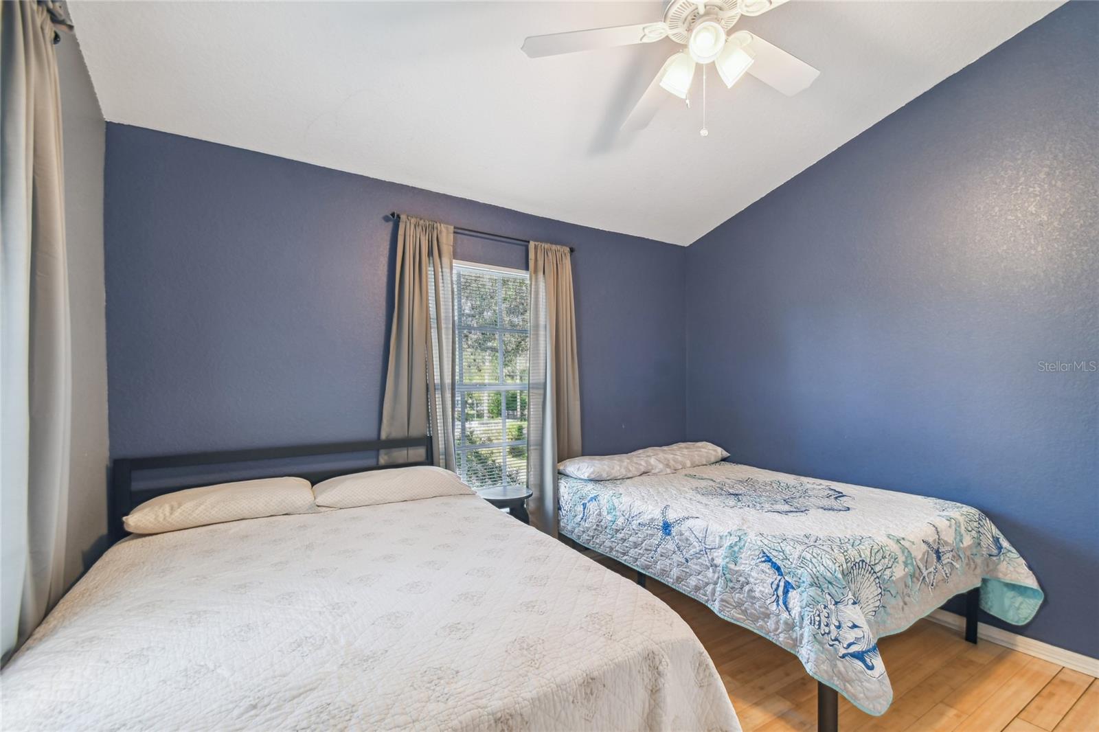 TREEHOUSES AT MOHR LOOP - Residential Lease