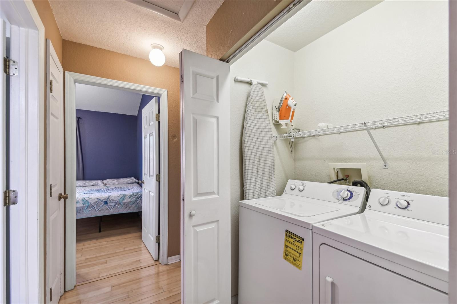 TREEHOUSES AT MOHR LOOP - Residential Lease