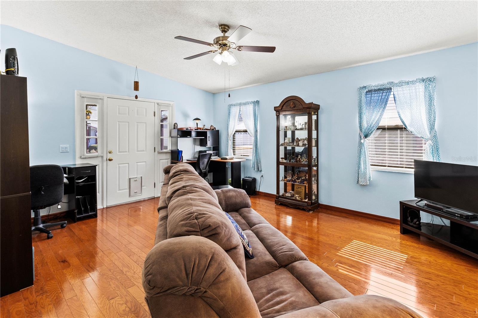 4861 COLONNADES CIRCLE E