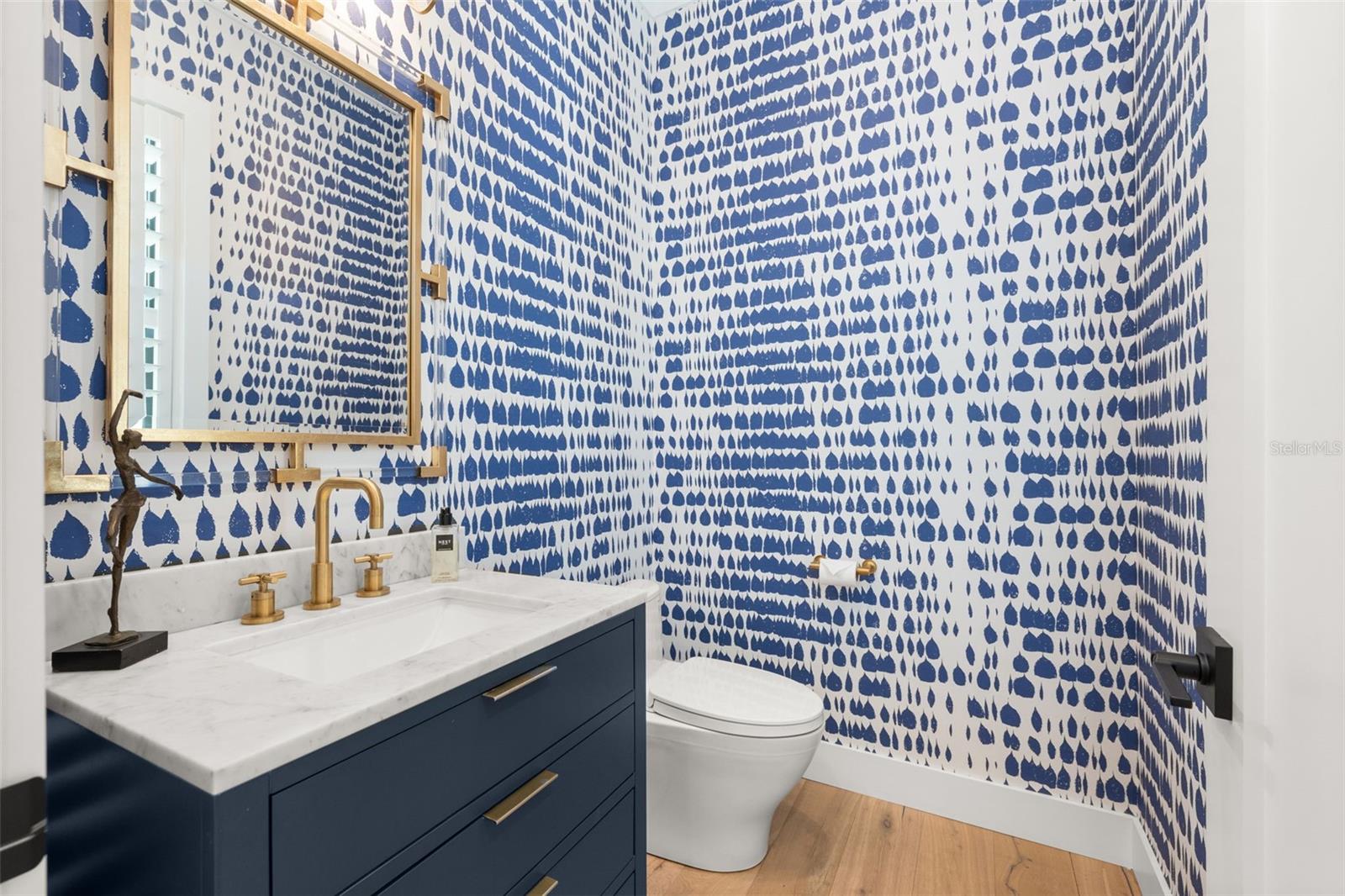 OYSTER BAY ESTATES - Residential