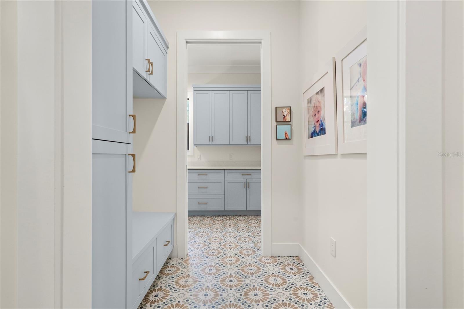 OYSTER BAY ESTATES - Residential