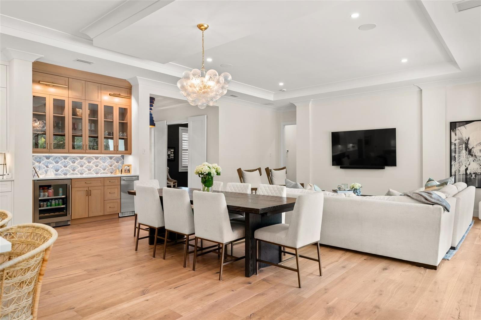 OYSTER BAY ESTATES - Residential