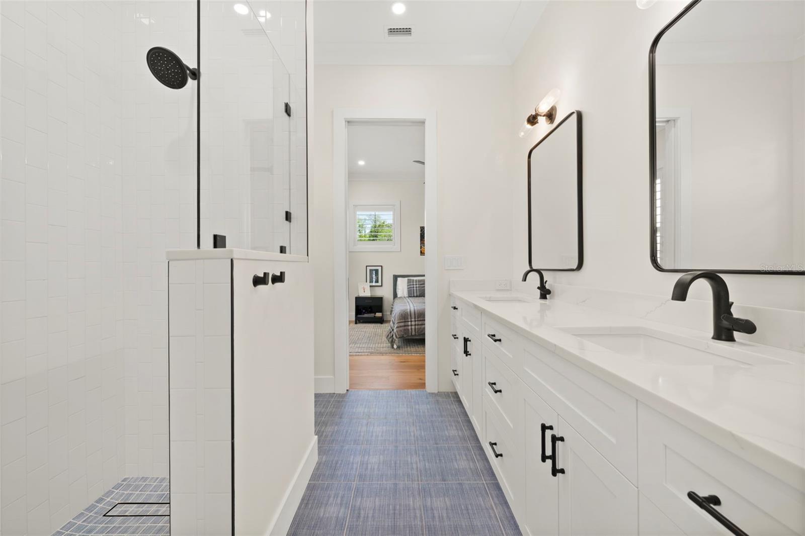 OYSTER BAY ESTATES - Residential