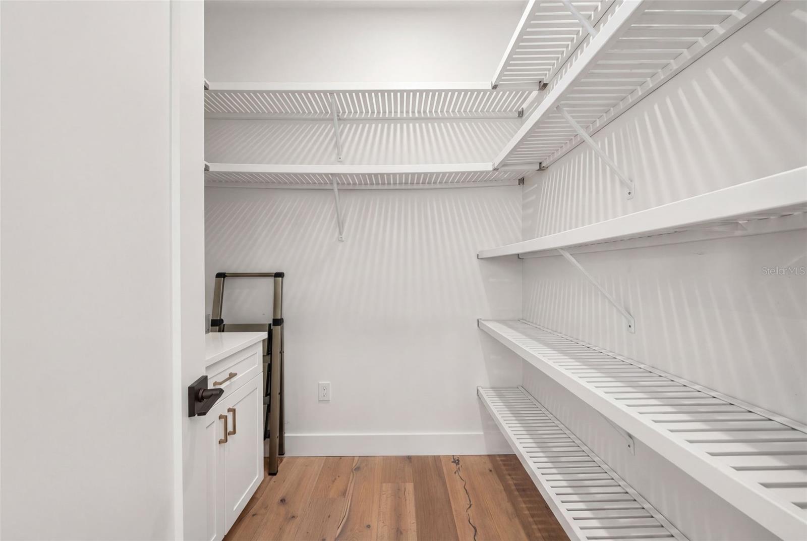 OYSTER BAY ESTATES - Residential