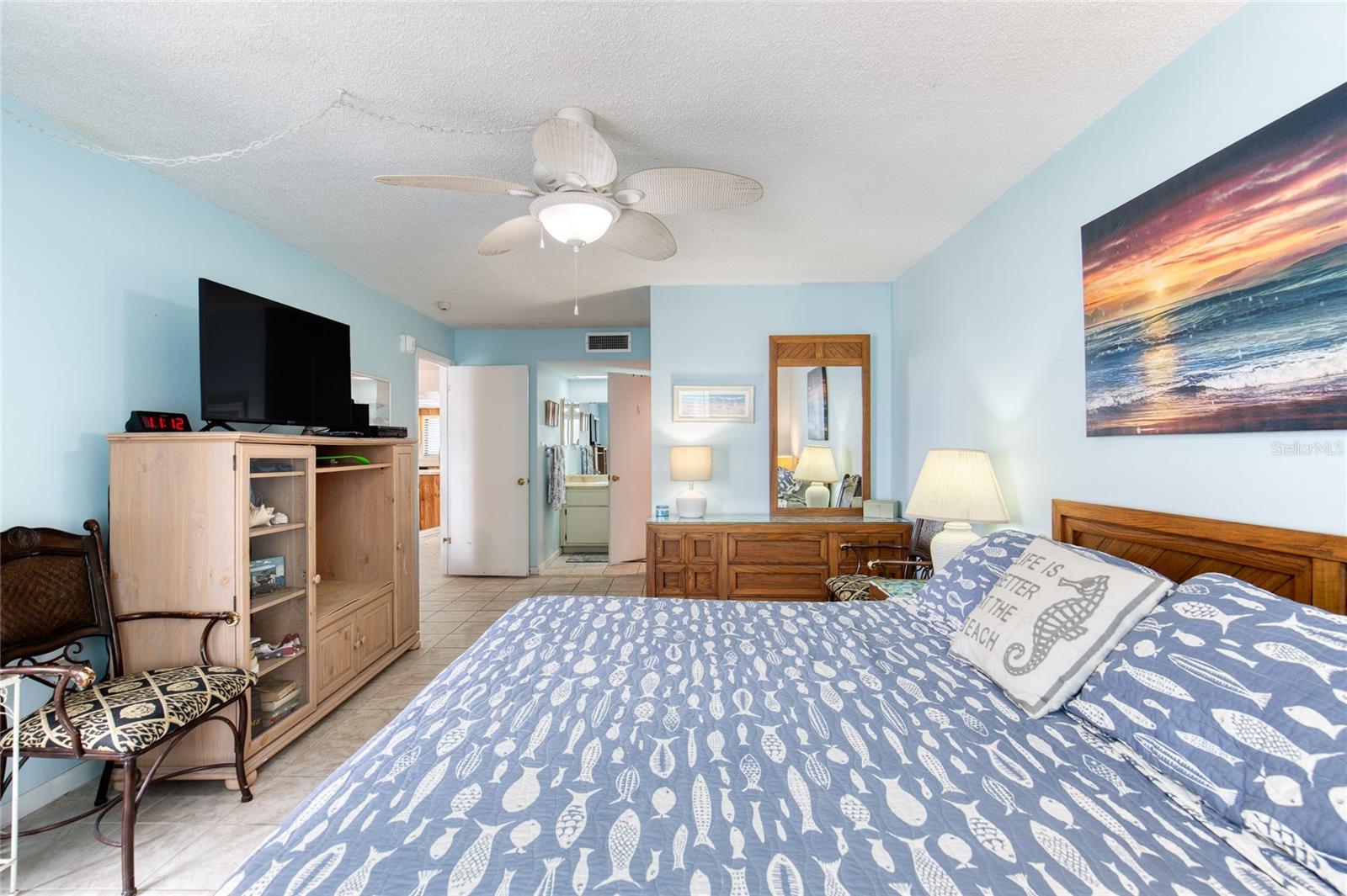 INDIES HOUSE CONDO - Residential