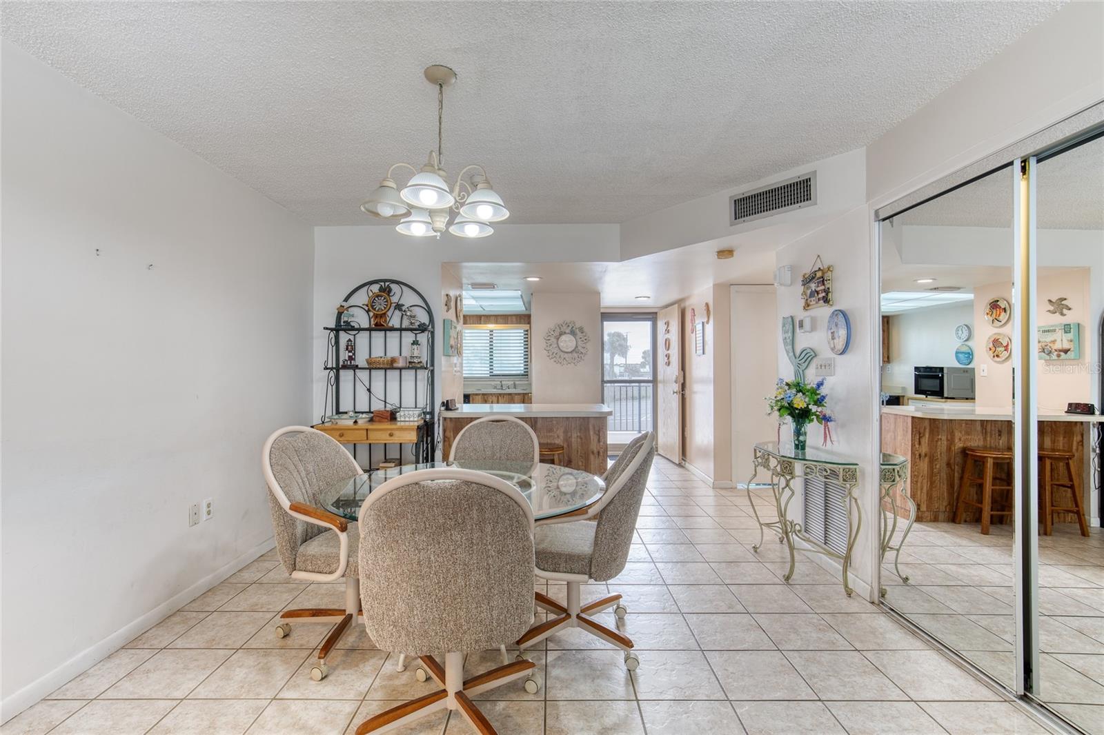 INDIES HOUSE CONDO - Residential