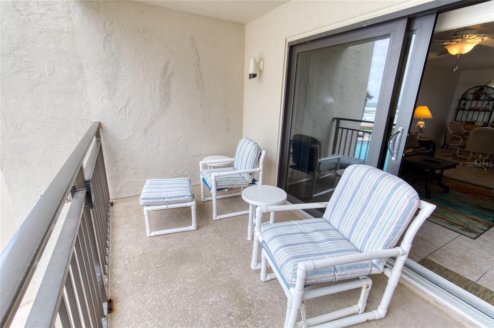 INDIES HOUSE CONDO - Residential