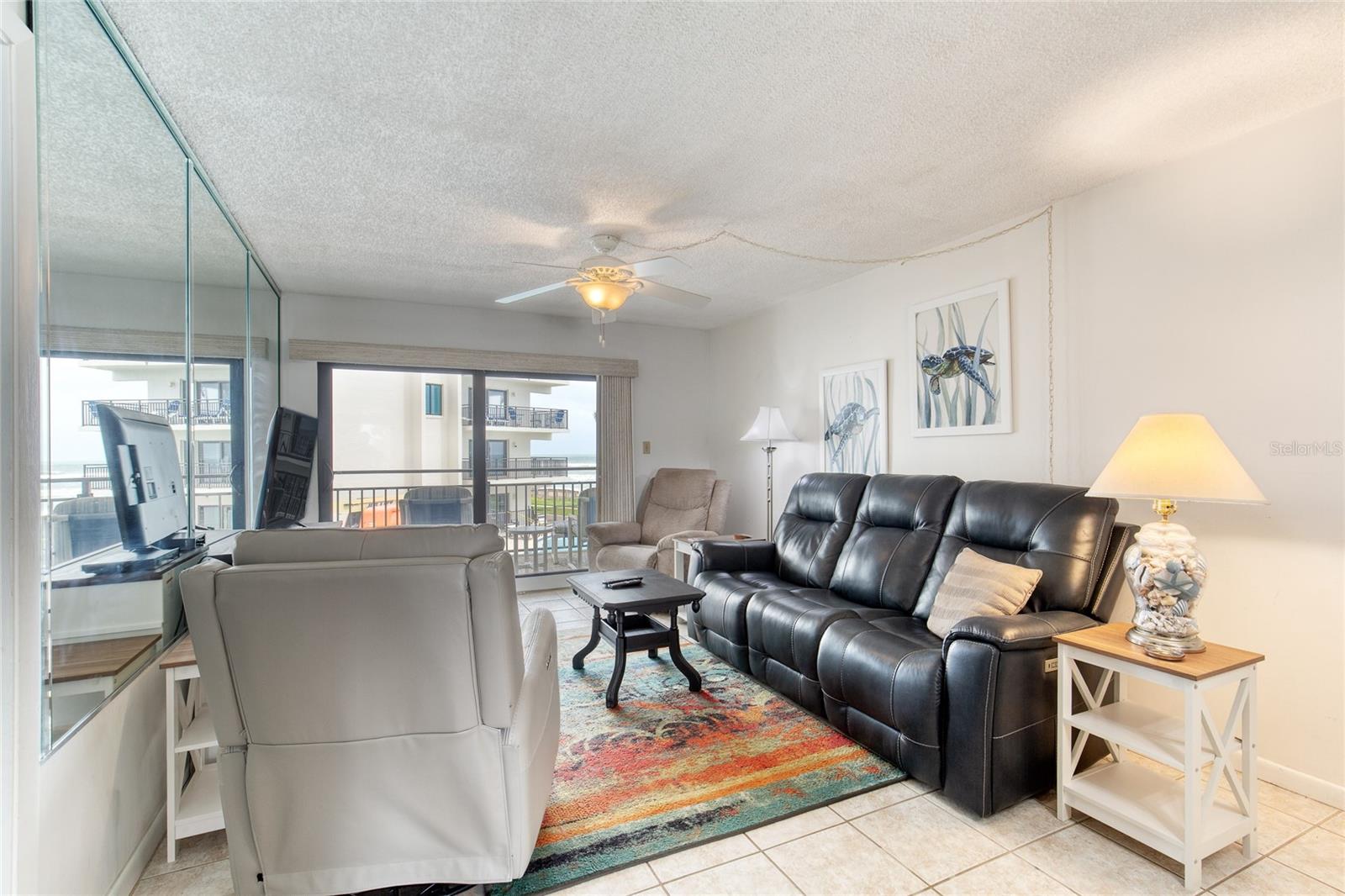 INDIES HOUSE CONDO - Residential