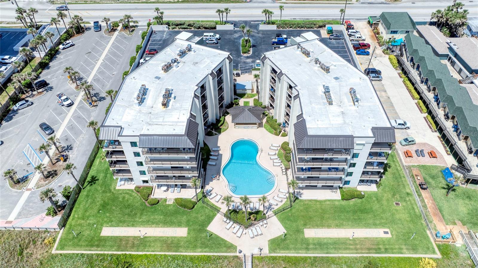 INDIES HOUSE CONDO - Residential