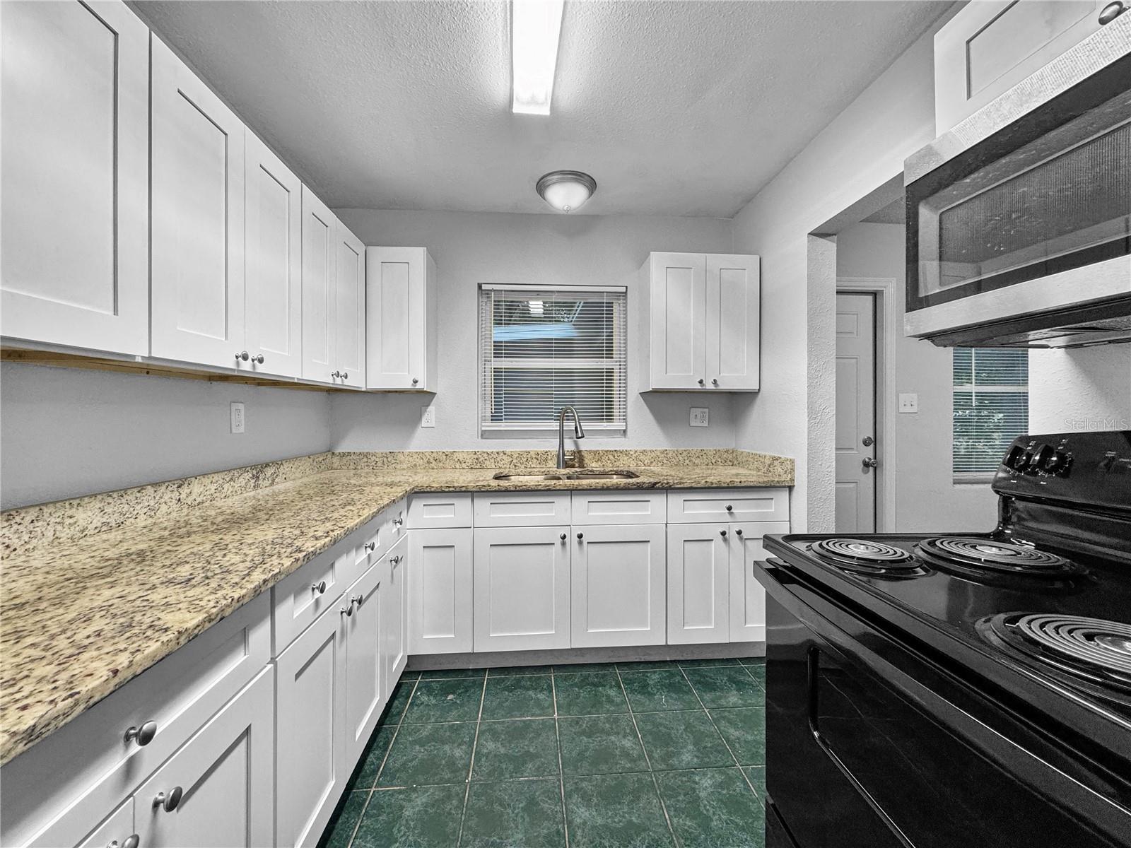 SUNSET HEIGHTS REV - Residential Lease