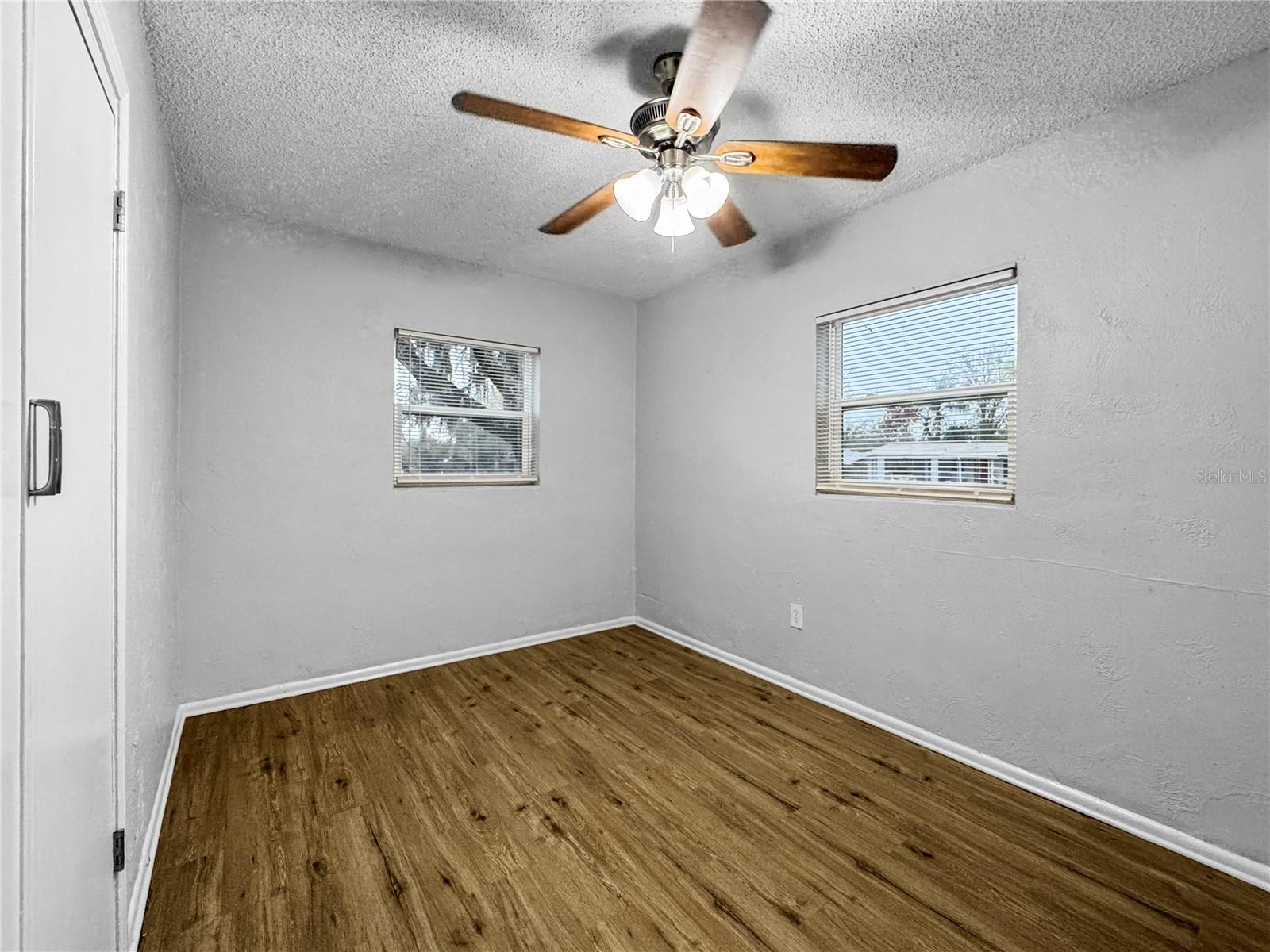 SUNSET HEIGHTS REV - Residential Lease