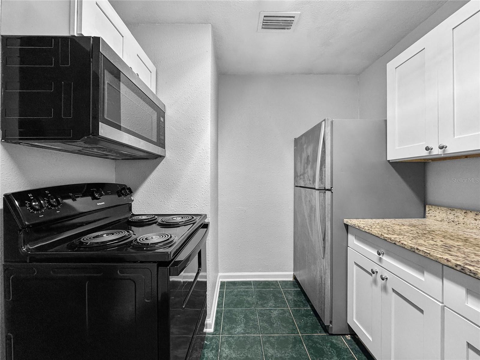 SUNSET HEIGHTS REV - Residential Lease