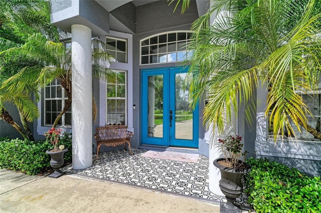 Photo of 8014 Snowy Egret Place, Bradenton, FL 34202 (MLS # A4708842)