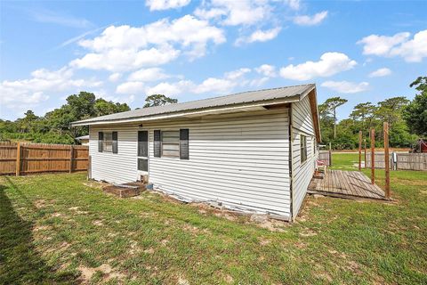 Tiny photo for 25031 County Road 42, Paisley, FL 32767 (MLS # G5108007)