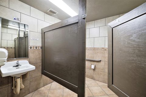 Tiny photo for 25031 County Road 42, Paisley, FL 32767 (MLS # G5108007)