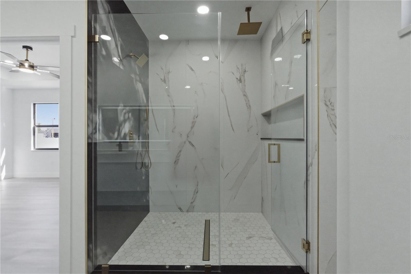 ORCHID LAKE 1ST ADD - Residential