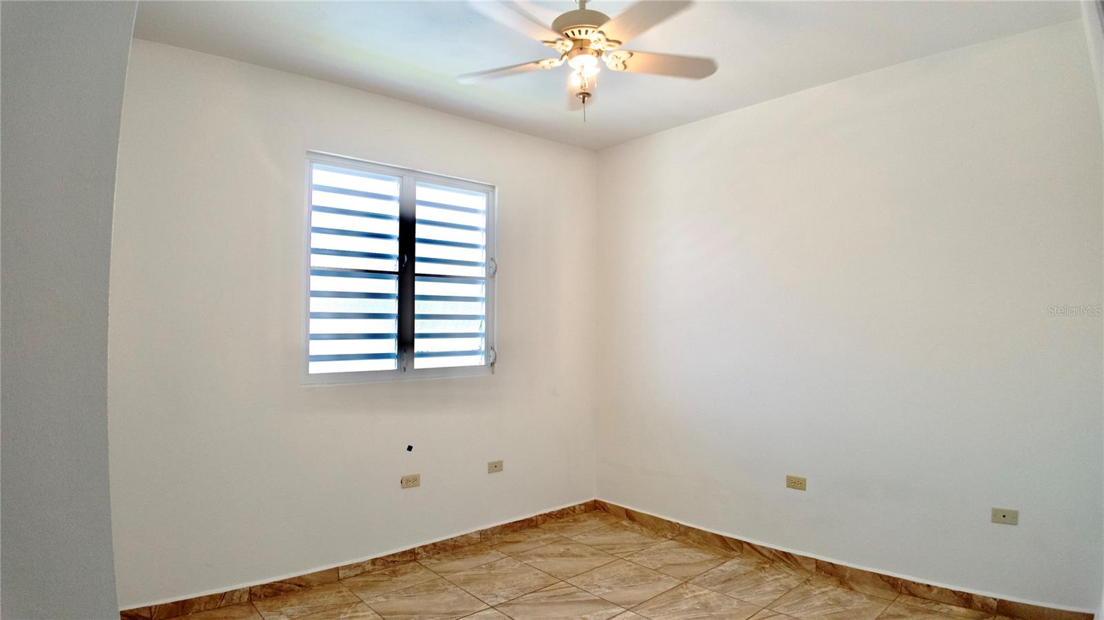 COZY CRUCES HOME - Residential