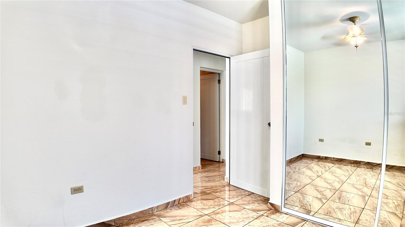 COZY CRUCES HOME - Residential